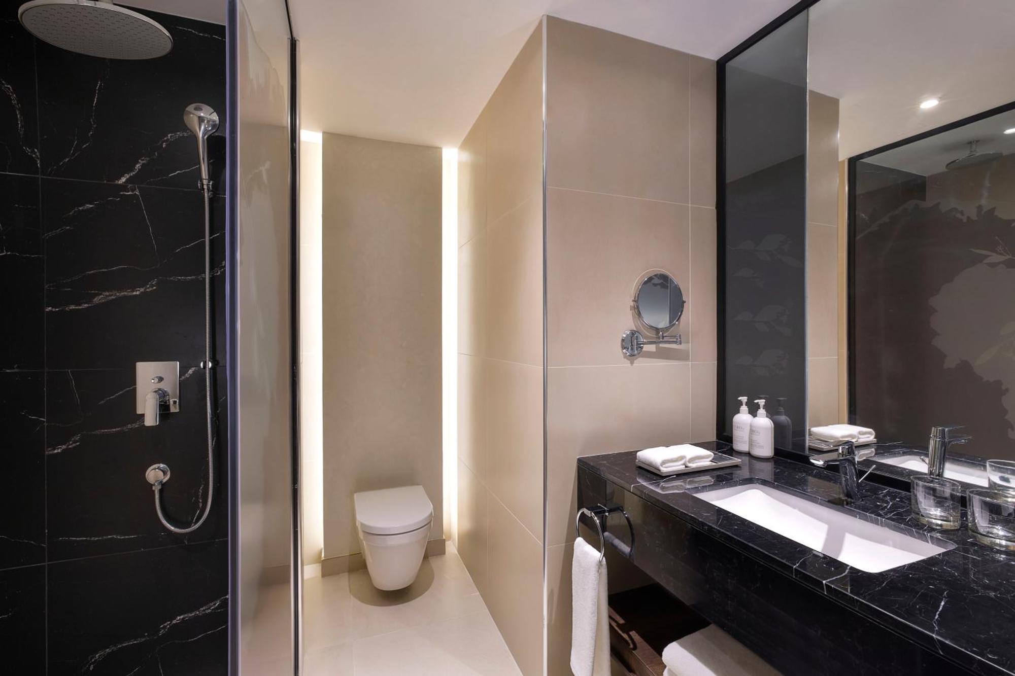 Hotel Local Dubai At Jumeirah Village Triangle Ngoại thất bức ảnh